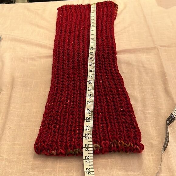 NWOT infinity scarf w/ sparkly sequins on 1 side & multi colored on the other - Picture 8 of 11